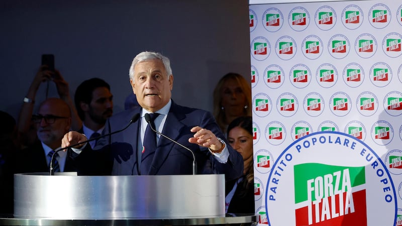 Questione sicurezza, Tajani: “Colpirne uno per educarne cento”. La replica degli avvocati: “No a pene esemplari”