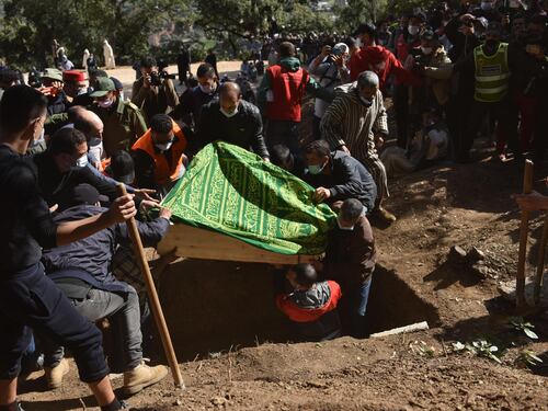 Il Marocco dà l'addio al piccolo Rayan finito nel pozzo