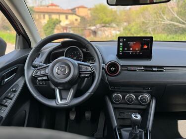Mazda2 Mild-Hybrid, guarda la gallery della citycar super accessoriata 17