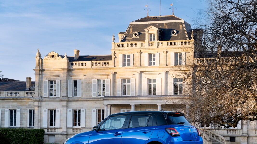 Mazda 2 Hybrid e Suzuki Swift, le piccole giapponesi pronte a sfidare le città