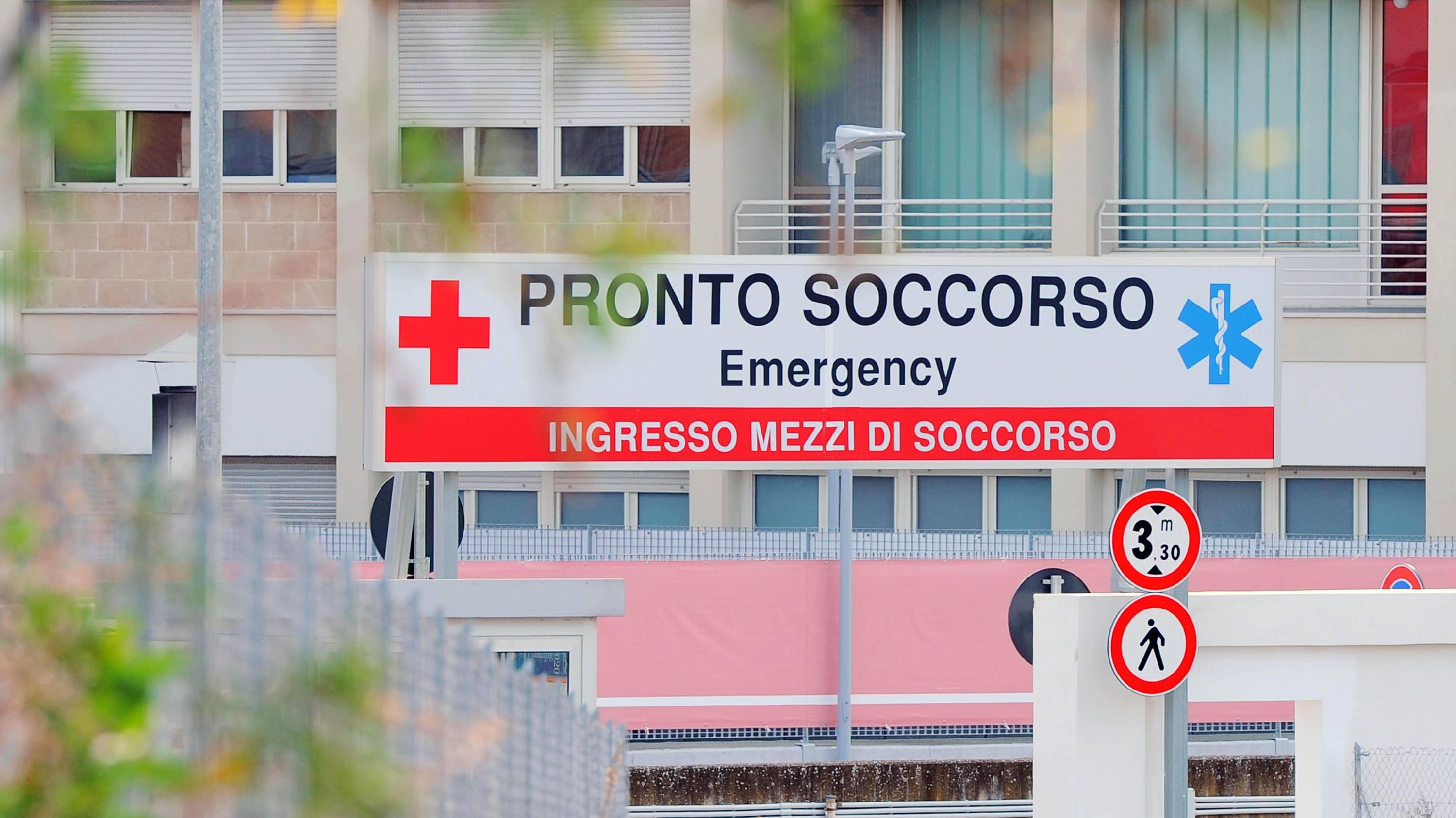 "Sei troppo bella". Choc a Bari, studentessa di medicina molestata durante il tirocinio