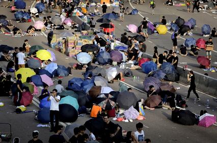 Hong Kong, continua la protesta  9