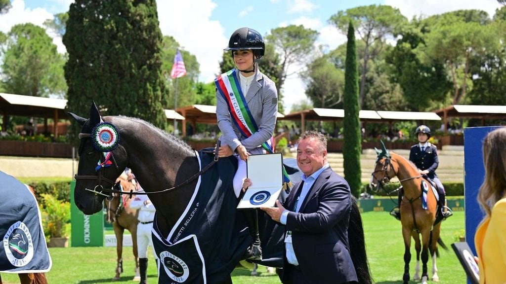 Marie Eder Ferrero a 17 anni vince a Piazza di Siena