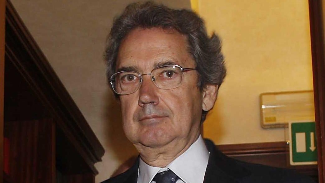Telecom giù in Borsa (-3%) Pesa il diktat di Sawiris