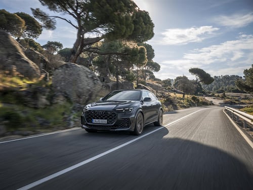 Nuova Audi RS Q8 2024, guarda tutte le immagini