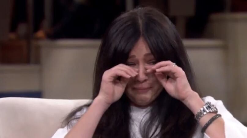 Shannen Doherty in lacrime: "Ho il cancro, non posso avere figli"