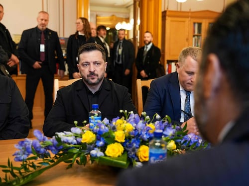 Il timore di Zelensky: una pace negoziata tra Usa e Russia (alle spalle di Kiev)