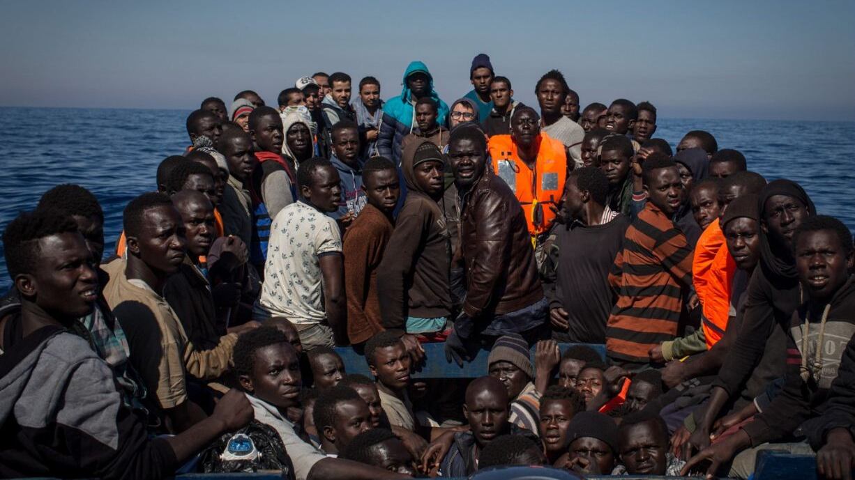 Migranti, rituali di magia nera per propiziare il viaggio in italia