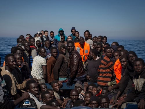 Migranti, rituali di magia nera per propiziare il viaggio in italia