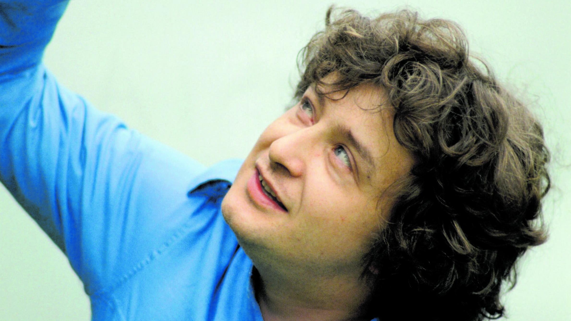 Aldo Nove "impugna" la poesia come rivolta