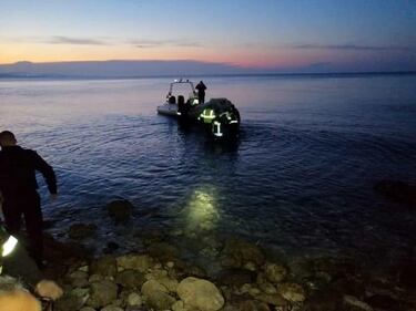 Si lancia nel vuoto da un dirupo di 80 metri: salvo per miracolo 1