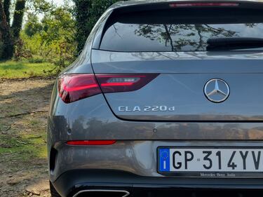 Mercedes CLA Shooting Brake, guarda la gallery della Station Wagon Coupè  7