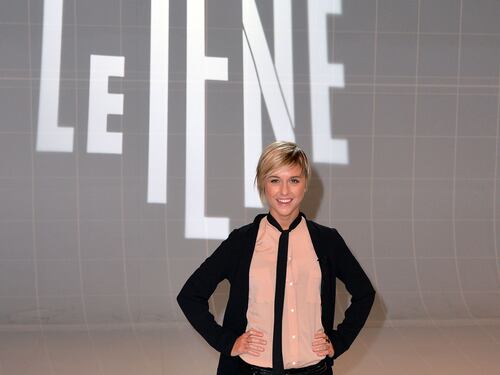 100 Iene in studio per l'omaggio a Nadia Toffa