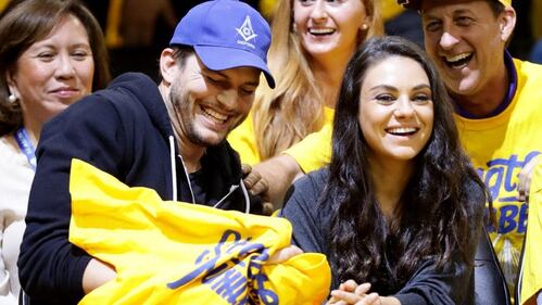 Ashton Kutcher e Mila Kunis sexy insieme 2