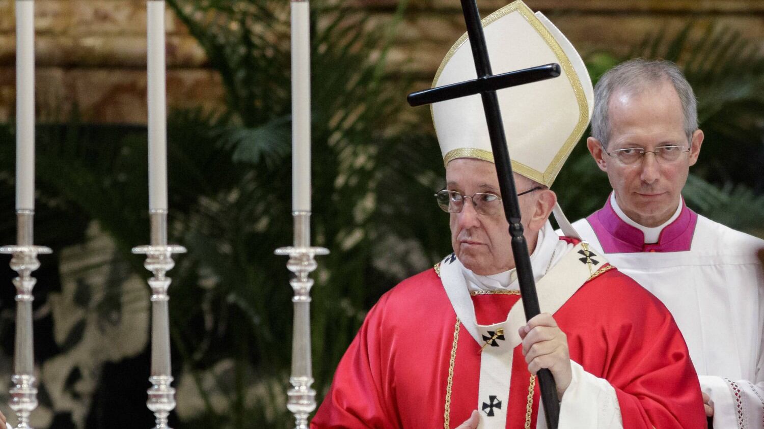 Non arruolate il pontefice