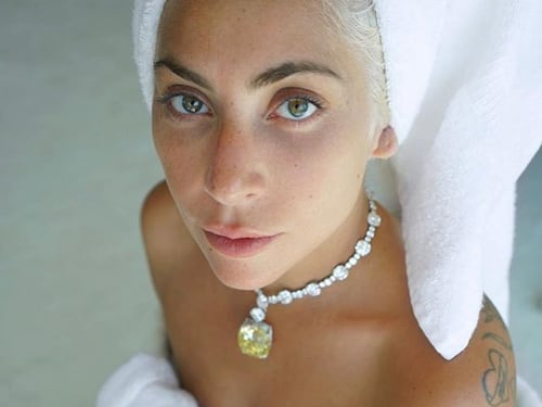 Amadeus vuole Lady Gaga a Sanremo 2020: trattative in corso