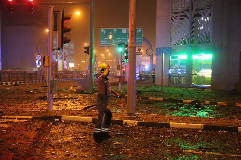 Dubai, 'incendio alla Torch Tower: venti piani in fiamme 8