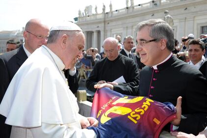La vita pubblica di Papa Francesco 8