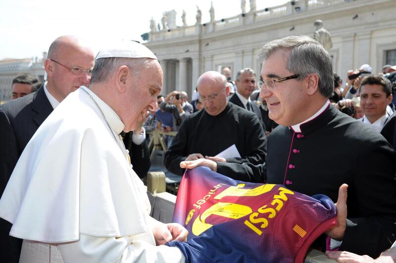 La vita pubblica di Papa Francesco 8