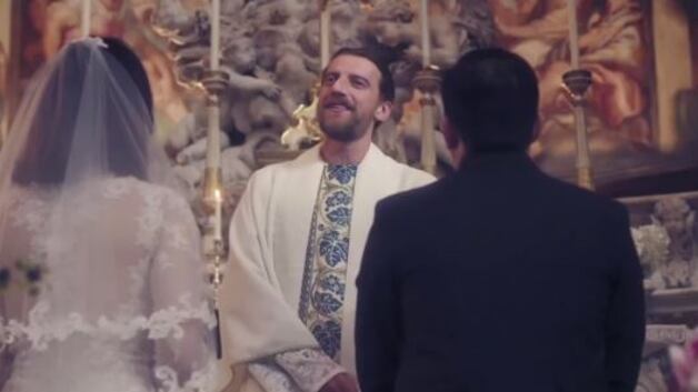 "Dopo la terza canzone a Sanremo dormono". Ma Amadeus non la prende bene
