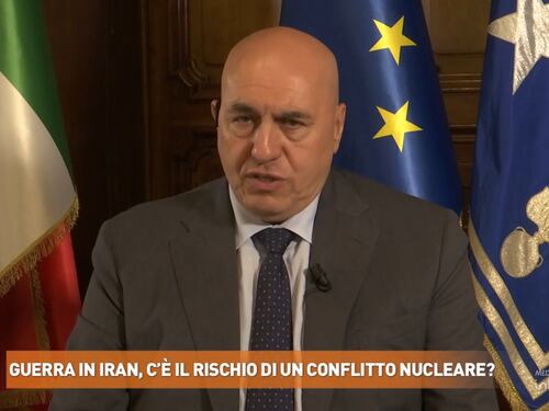 Crosetto: "Siamo già in guerra, dobbiamo reagire e colpire"