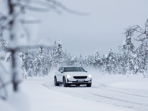Polestar 2 al Circolo Polare Artico, guarda le foto