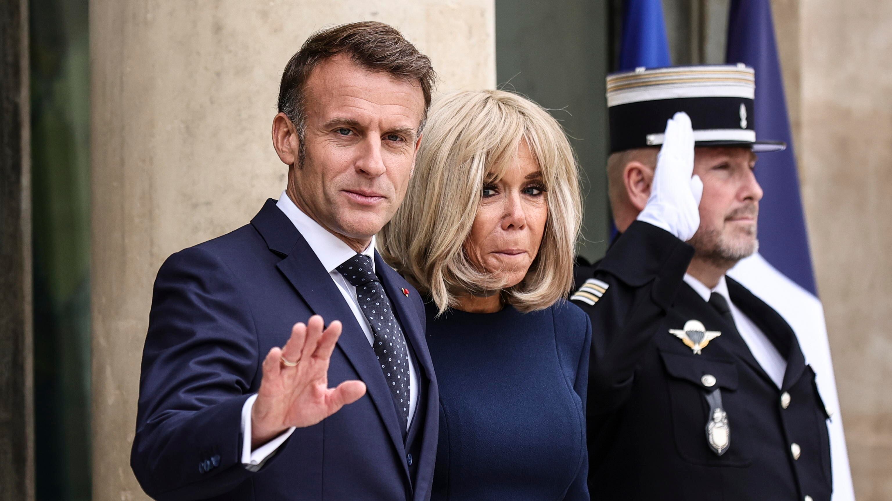 Macron non molla: insiste con Lecornu