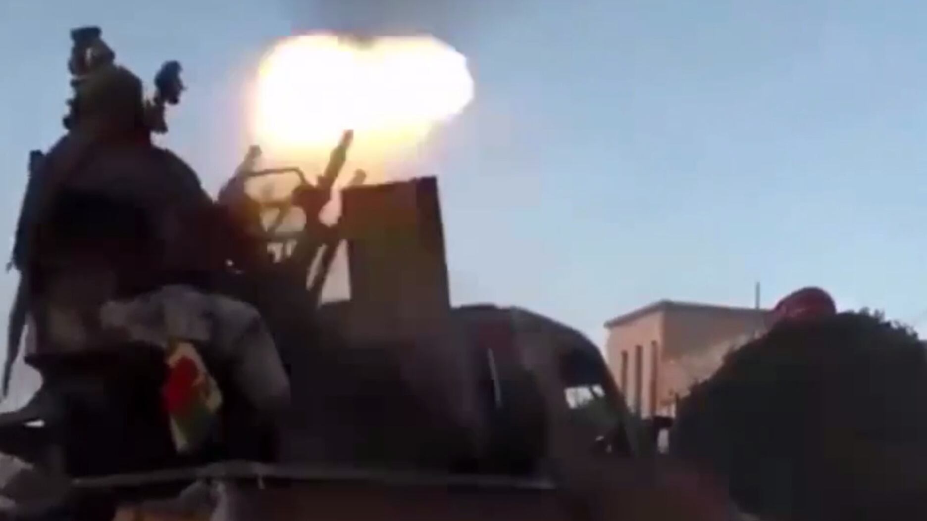 Aereo russo abbatte terroristi dell'Isis. E Assad guadagna terreno in Siria