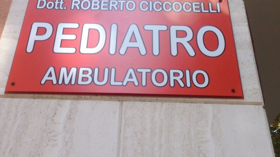 Il femminismo della Boldrini non piace: il pediatra diventa "pediatro"