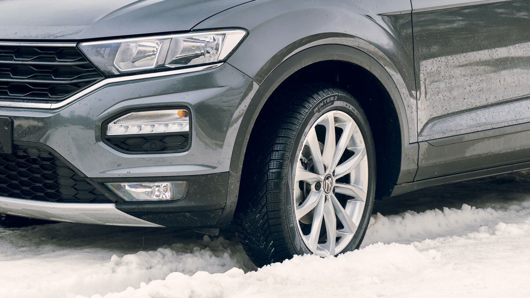 Pneumatici Invernali o All-Season? 5 consigli da Pirelli per scegliere quelli più adatti
