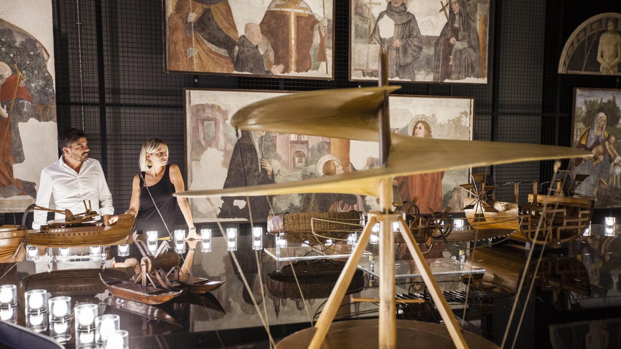 Modellini, progetti e arte: il Museo della scienza rende omaggio al Genio