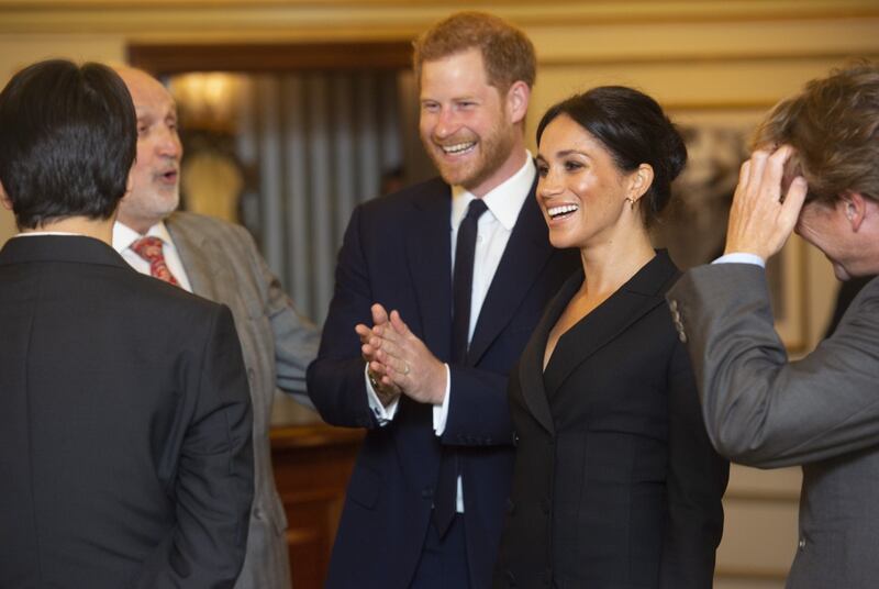Meghan Markle e il Principe Harry romantici a teatro 9