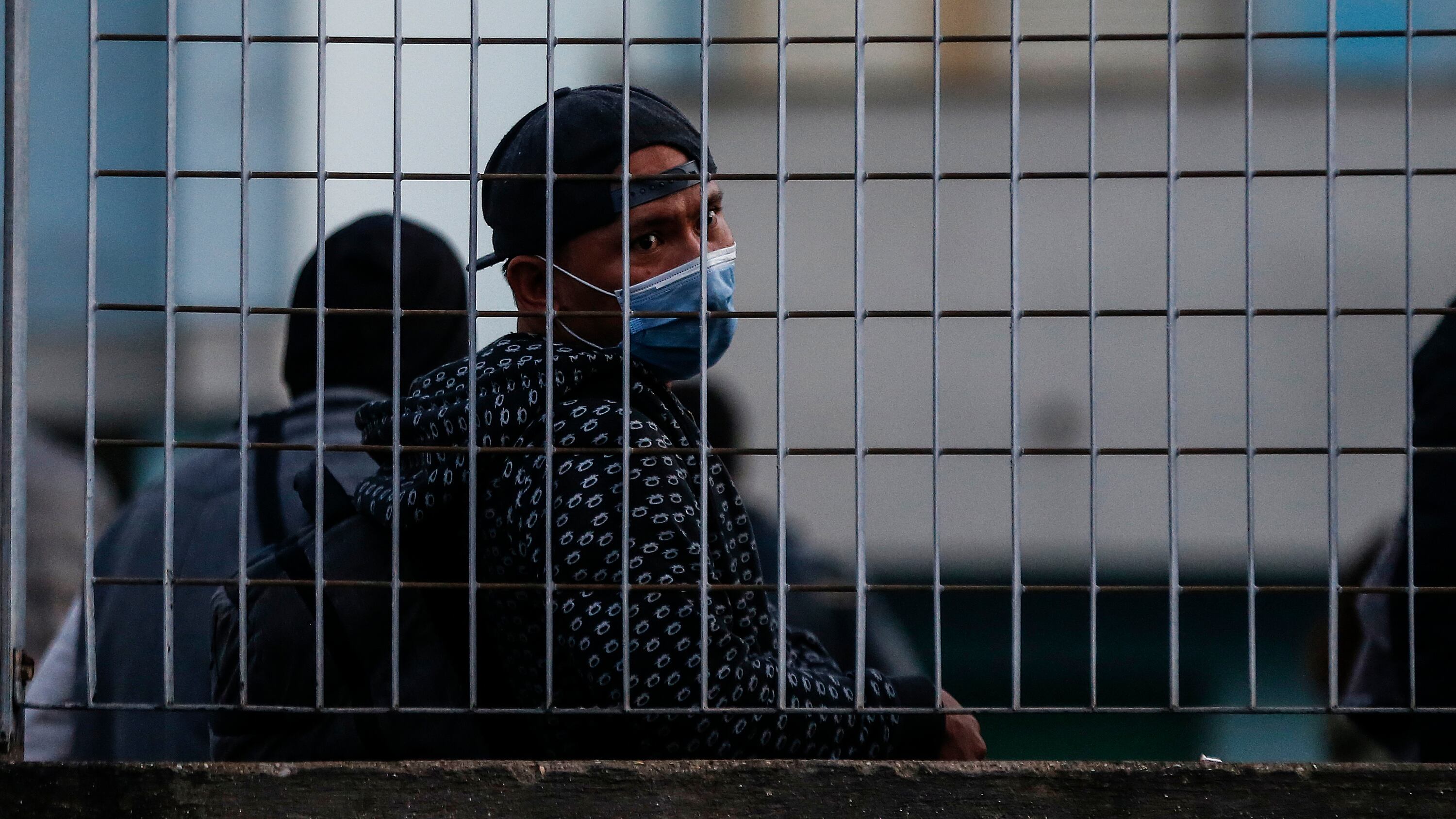 "Ora più posti per immigrati". Piano invasione nel dl Rilancio