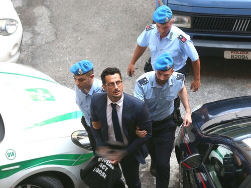 Fabrizio Corona arriva in Tribunale