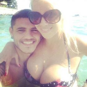 Wanda Nara, sexy bikini sui social 14