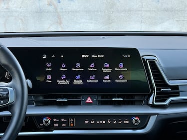Kia Sportage PHEV: guarda la gallery del suv ibrido plug-in 19