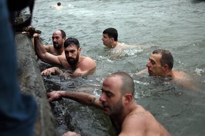 Così le chiese ortodosse celebrano l'Epifania a Istanbul 3