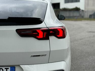 BMW iX2 xDrive 30: la gallery del nuovo suv elettrico sportivo 9