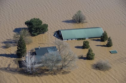 Paura in California: la diga di Oroville rischia di collassare 4