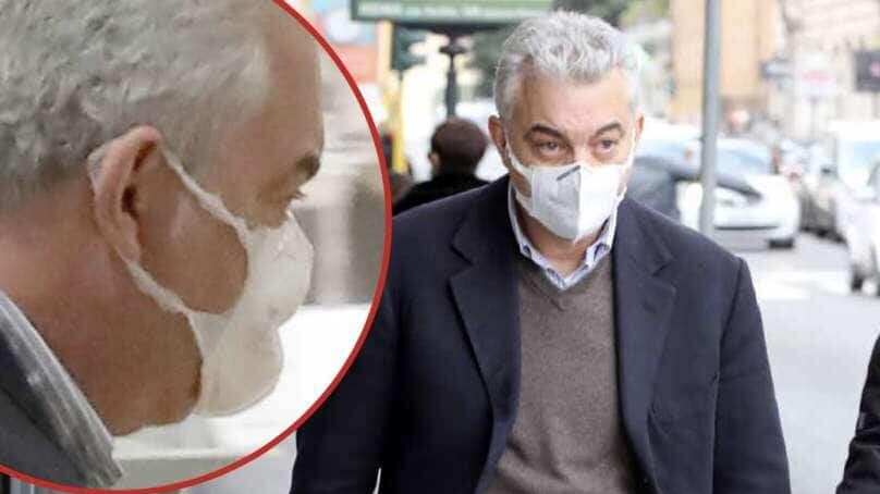 La mascherina usurata: la foto imbarazza Arcuri