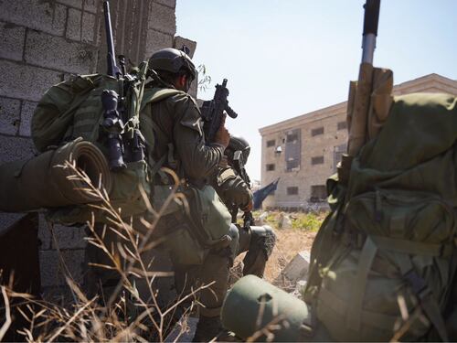 Tregua a Gaza per salvare gli arsenali: i timore dei generali in caso di guerra contro Hezbollah