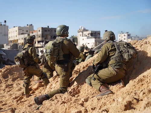 Il razzo e le esplosioni a catena: l'imboscata di Hamas ai soldati israeliani