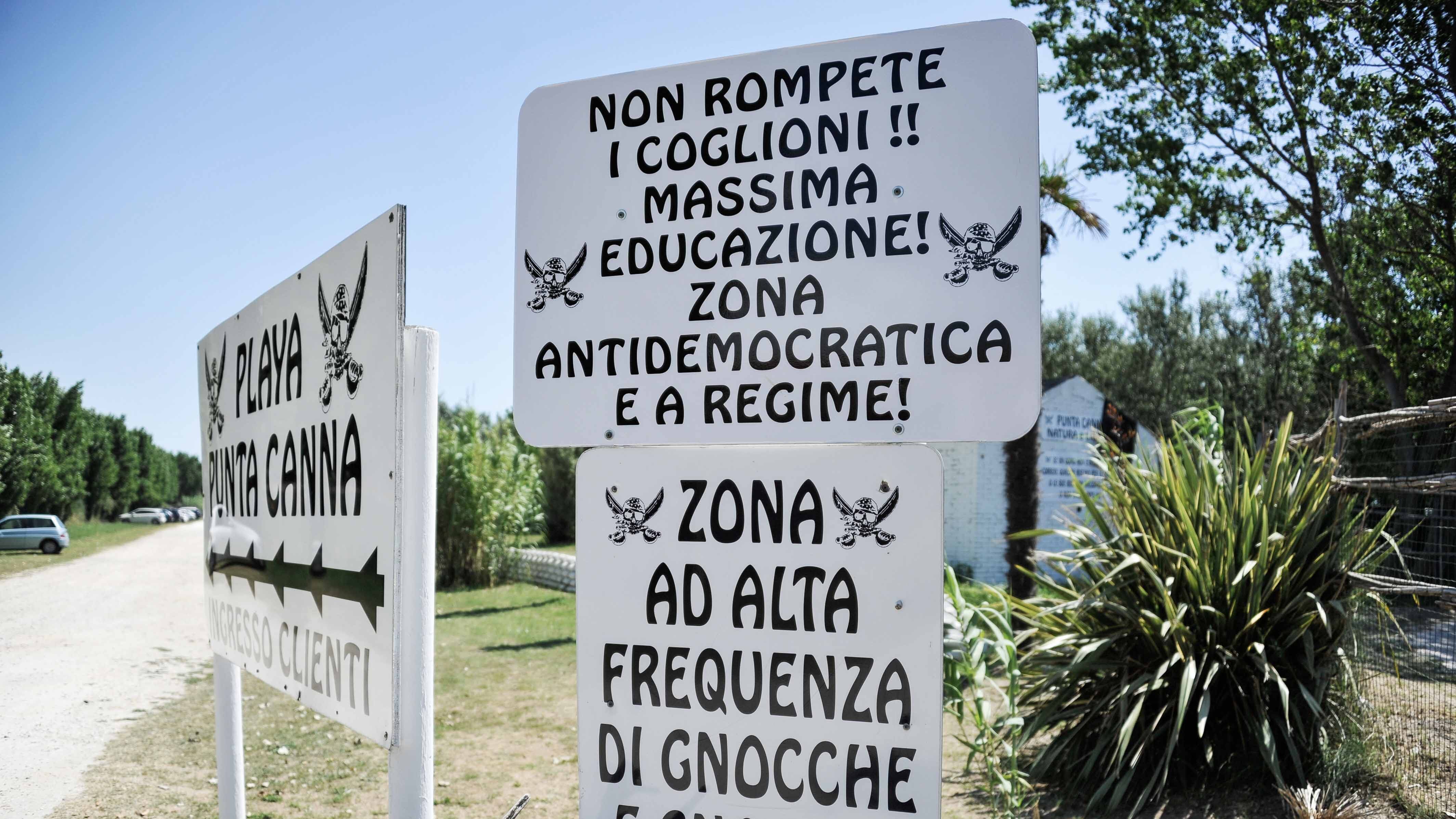 Il vescovo di Chioggia con Scarpa: "Un'indagine assurda"