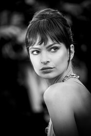Emily Ratajkowski, lato b esplosivo per l'estate 15