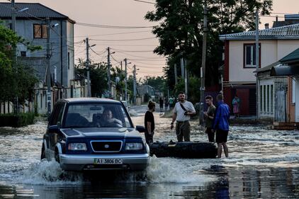 Allagamenti ed evacuazioni: Kherson in ginocchio dopo il bombardamento della diga 1