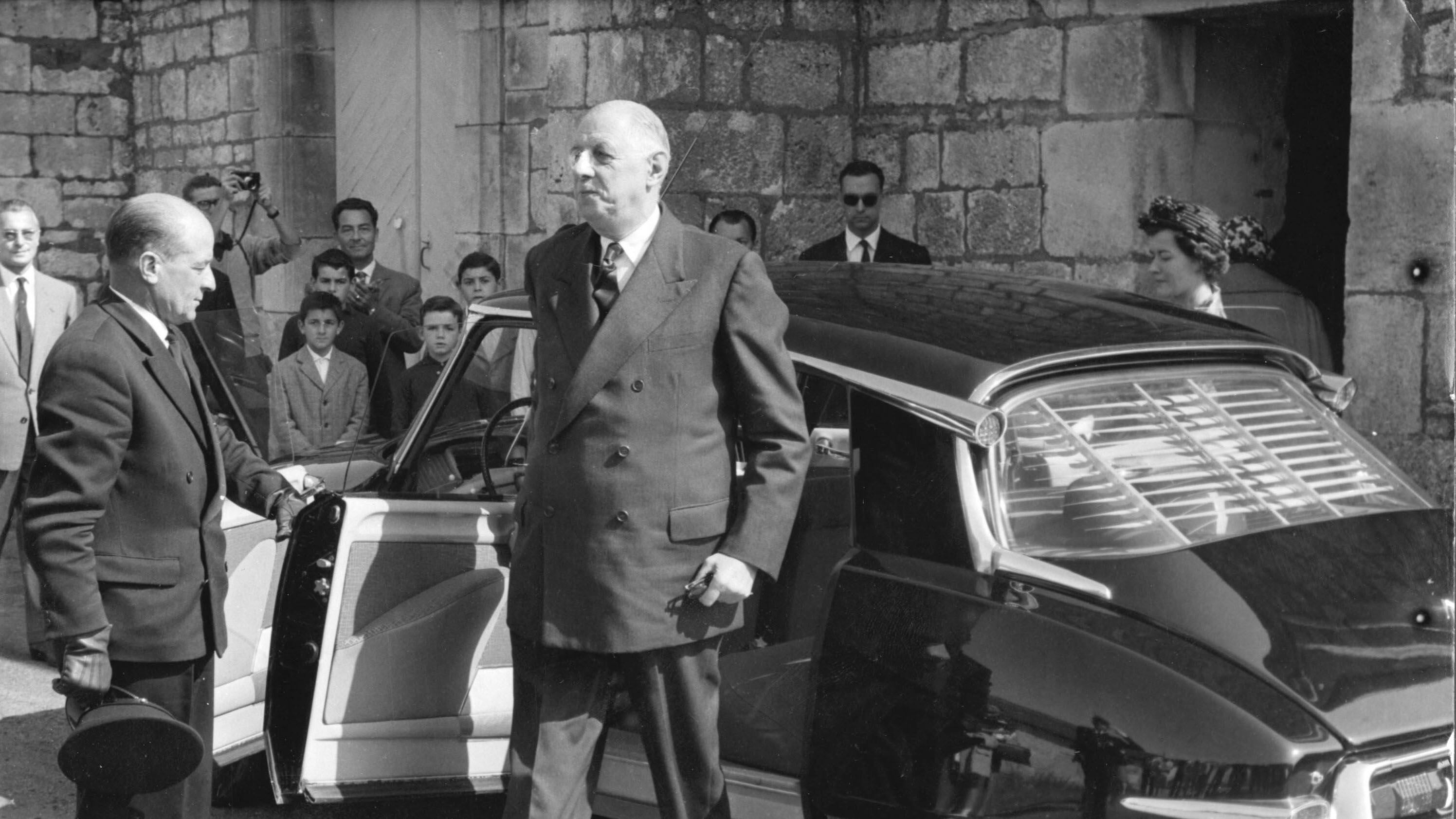 Ma oggi De Gaulle potrebbe denunciare l'invasione islamica?