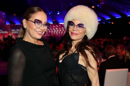 Ornella Muti e Naike Rivelli: red carpert al Ball des Sports 2019 Gala in Germania 9