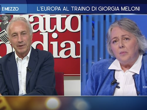 "Esperta di stupidaggini", "Omofobo". Scintille tra Travaglio e Braidotti sull'utero in affitto