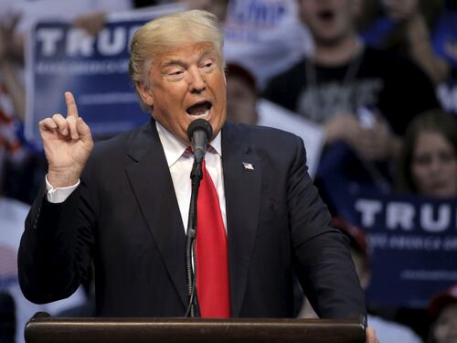 Trump dice no allo stratega che lo vuole più "presidenziale"