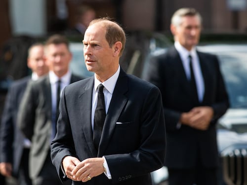 “Non mi ha mai deluso”. Edoardo è il nuovo duca di Edimburgo